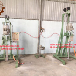 Máy khuấy nâng hạ bằng điện