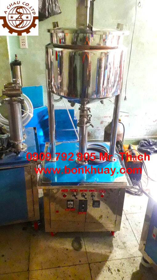 Máy chiết rót một vòi kết hợp khuấy và gia nhiệt có băng tải