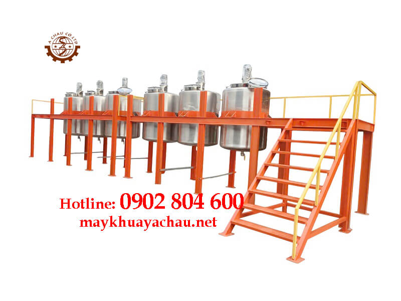 Hệ thống bồn khuấy kèm sàn thao tác