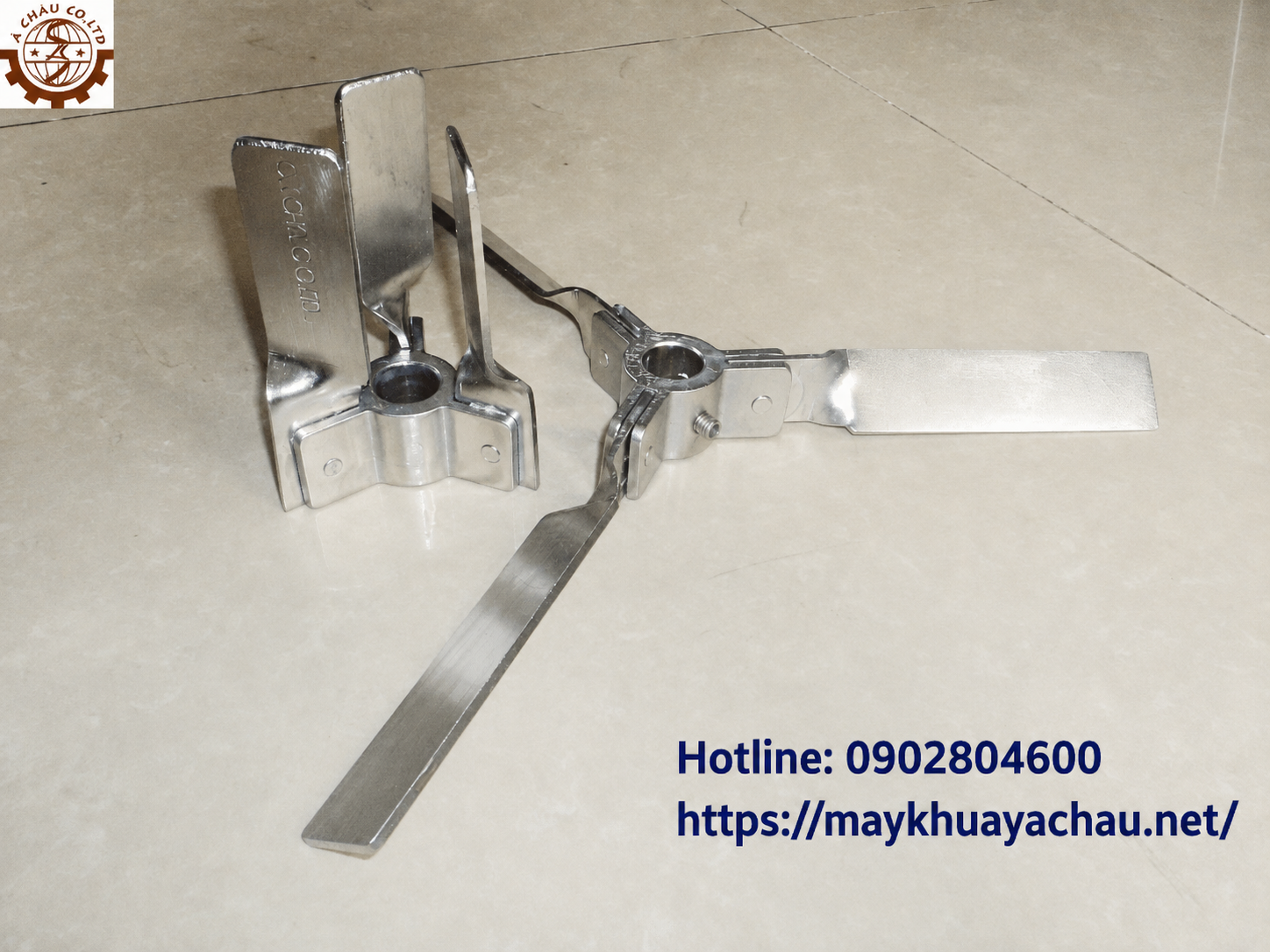 cánh khuấy tự bung
