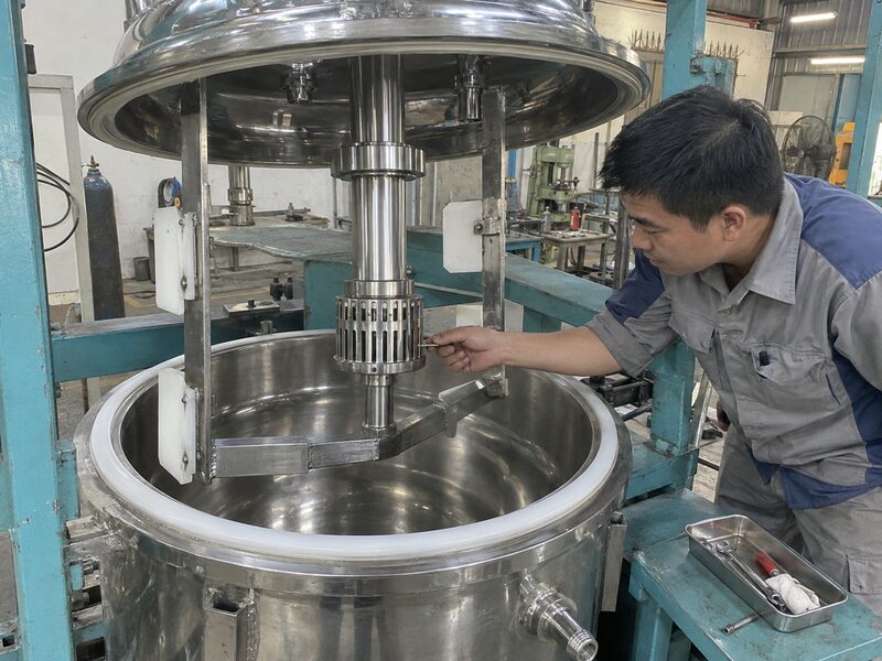 Cụm rotor stator và cánh vét máy đồng hóa chân không
