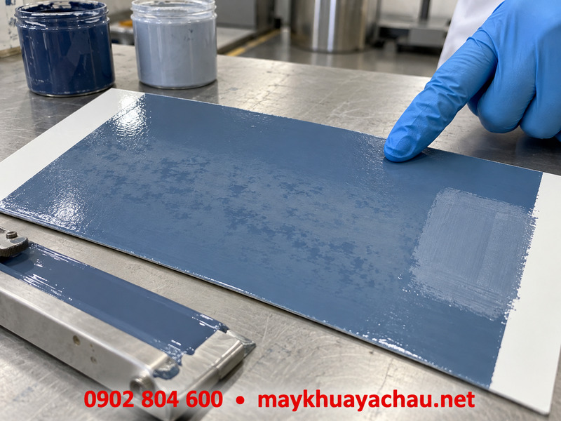 Sơn bị nổi màu và phép thử chà màu
